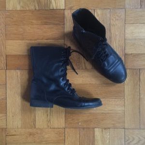 Steve Madden troopa boots
